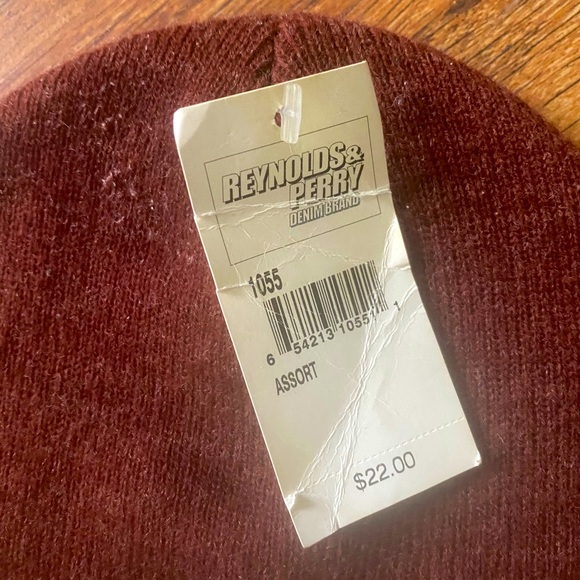 Vintage Reynolds’s and Perry cap - Picture 3 of 4